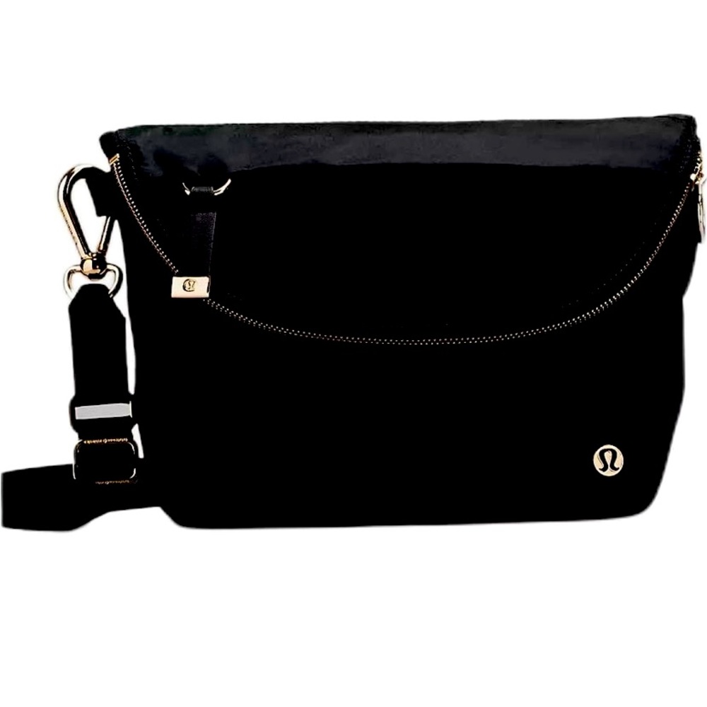 LAST ONE  ❤️ BRAND NEW LULULEMON ALL NIGHT FESTIVAL BAG 5L- GOLD HARDWARE